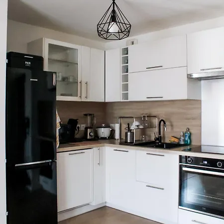 Nouveaux Quartier Bologne A Deux Pas De Mosson, Wifi, Climatisation Et Parking Gratuit