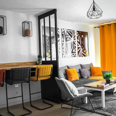 Apartman Nouveaux Quartier Bologne A Deux Pas De Mosson, Wifi, Climatisation Et Parking Gratuit *