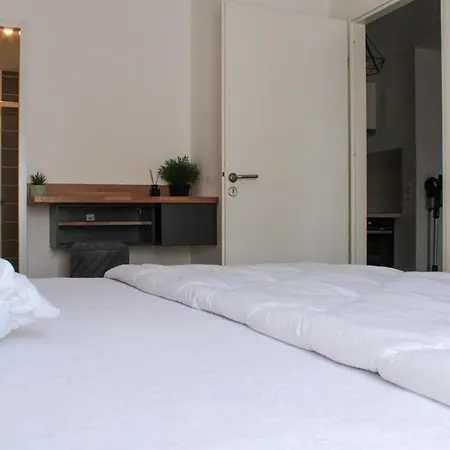 Nouveaux Quartier Bologne A Deux Pas De Mosson, Wifi, Climatisation Et Parking Gratuit * Montpellier